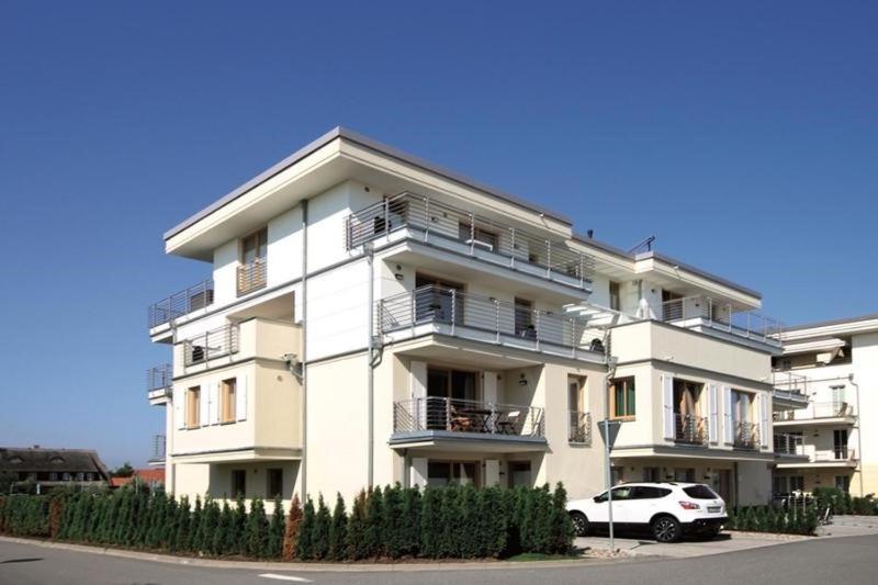 Villa Sanddorn - Ferienwohnungen Бёргеренде-Ретвиш Экстерьер фото